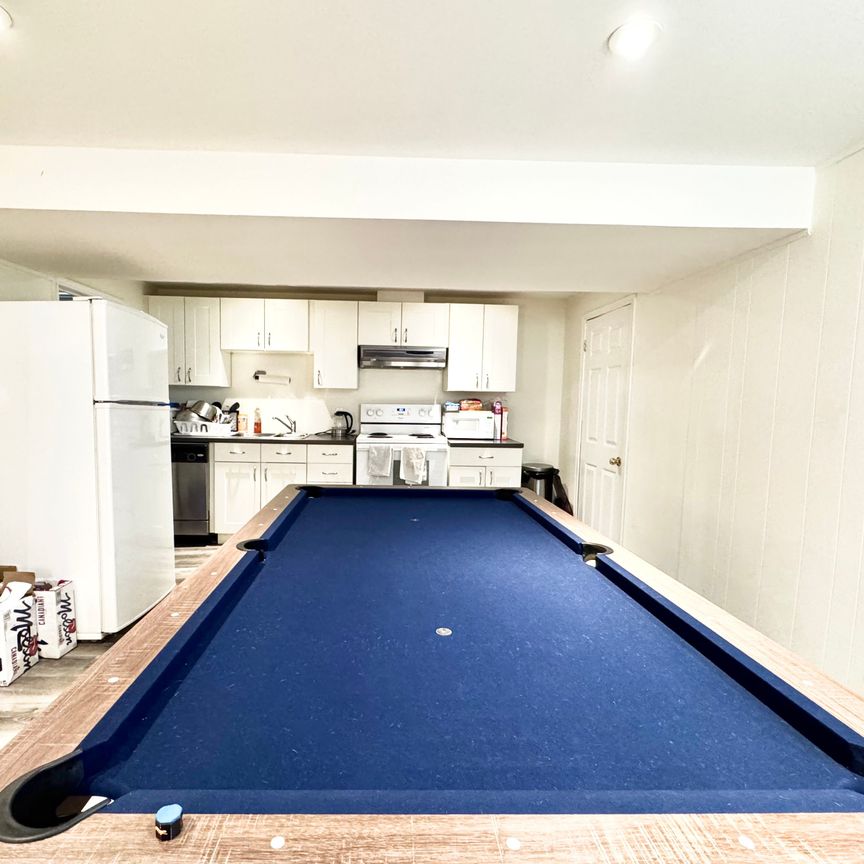 For Lease - 445 Harcourt Drive, Oshawa, Ontario - Photo 1