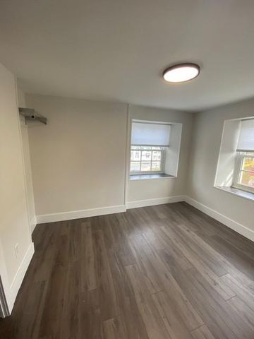 286 &amp; 288 Barrie Street - Photo 2