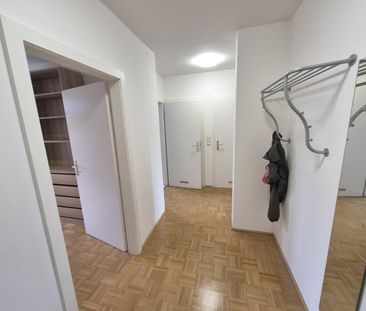 Mietwohnung mit 3 Zimmer, Balkon und Tiefgarage in St. Peter - Photo 1