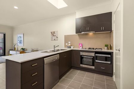 Captivating Family-Friendly Home - Photo 5