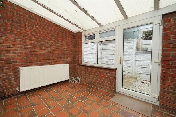 2 bedroom house to rent - Photo 1