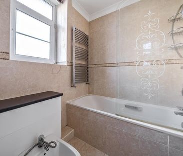 3 bedroom apartment to rent - Photo 5