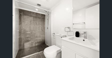 Sunlit Retreat in a Resort-like Complex - Photo 4