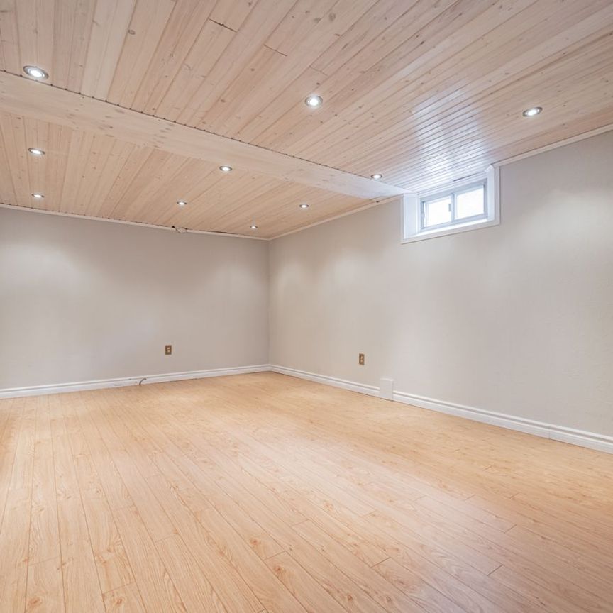 For Lease - 82 Ravenscrest Drive, Toronto, Ontario - Photo 1