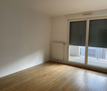 Location Appartement 3 pièces 61m² - Photo 6