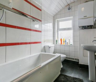 5 bedroom flat to rent - Photo 6