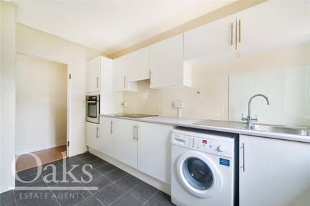 3 bedroom semi-detached house to rent - Photo 3