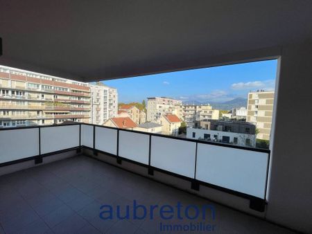 Location appartement Grenoble 38000 47.73 m² - Photo 3