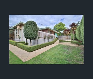 14 Valerie Street, Templestowe Lower, Vic 3107 - Photo 2