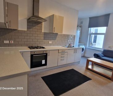 Raglan Road, Leeds - Photo 4