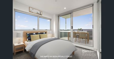 Modern 2-Bedroom Apartment with Stunning City Views - Photo 3