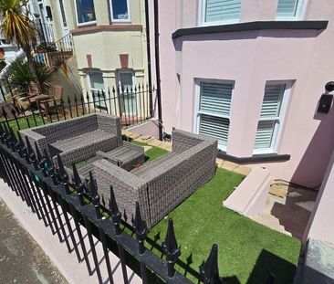 1 bedroom flat to rent - Photo 3