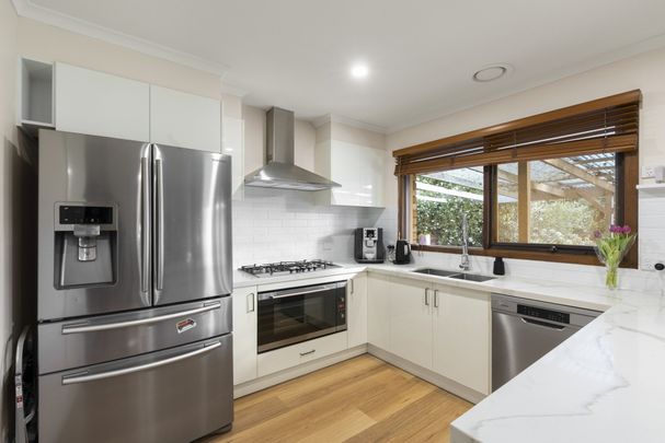 6 Month Lease! - Photo 1