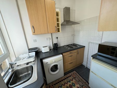 Angle Park Terrace, Polwarth, Edinburgh, EH11 2JT - - Photo 2