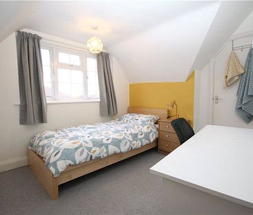 Aldershot Road, Guildford, Surrey, GU2 8AF - Photo 6