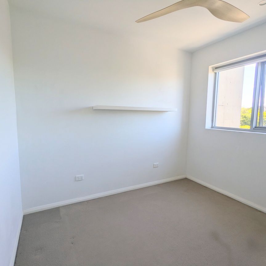 Marrickville - Photo 1