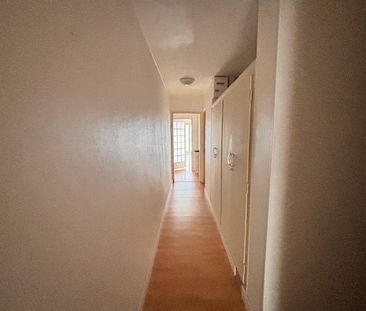 Location Appartement 3 pièces 73m² LES SABLES D OLONNE 85100 - Photo 6