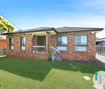 Lovely Home in Lovely Location - Photo 3