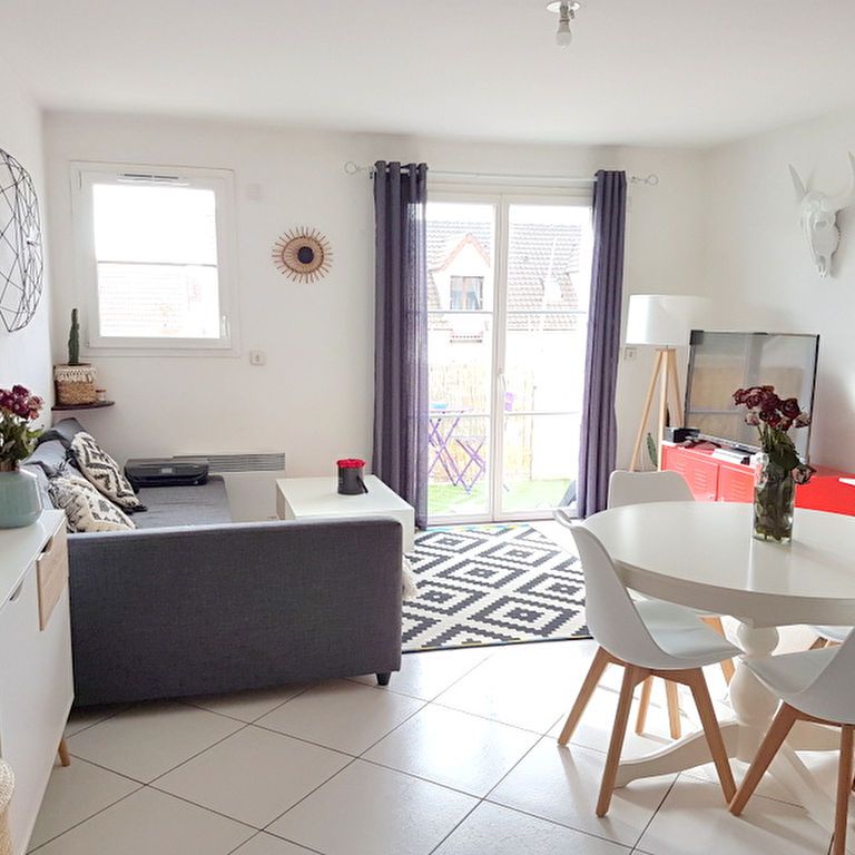 Location appartement 2 pièces, 46.48m², Sainte-Geneviève-des-Bois - Photo 1