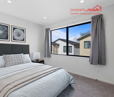 4-Bedroom Family Home in Massey - Photo 4