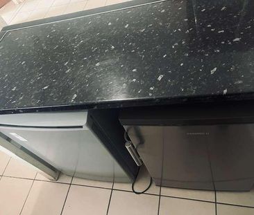 Harmondsworth, UB7 - Photo 5