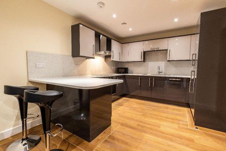 2 bedroom apartment to rent - Photo 4