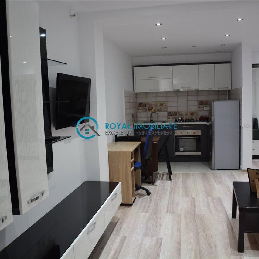 Royal Imobiliare Inchiriere apartament 2 camere - Photo 1
