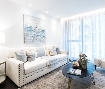 Charles Clowes Walk, London - Photo 2