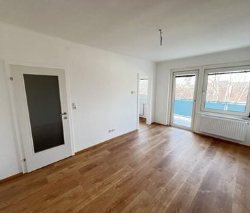 2-Raum-Wohnung mit Balkon Nähe Krankenhaus - Steinfeldstraße 17/15 - Foto 4