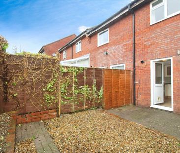 2 bedroom terraced house to rent - Photo 6