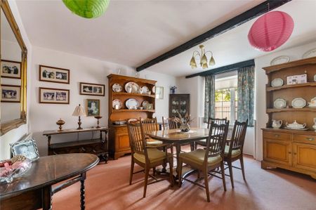 4 bedroom semi-detached house to rent - Photo 3