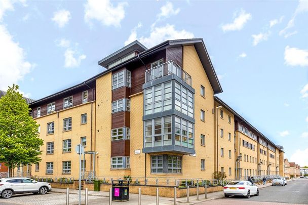 2 Bed Flat, Errol Gardens, G5 - Photo 1