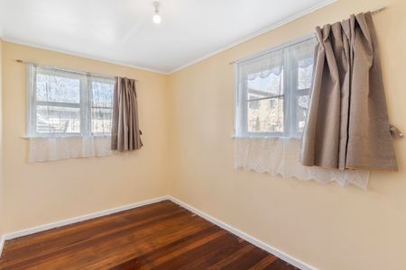 Spacious and Sunny Home in a Superb Location - Photo 2