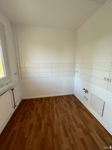 3-Raum-Wohnung mit Balkon im 1.OG mit ZMV - Foto 5