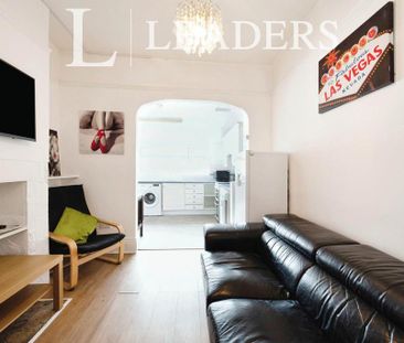 5 bedroom terraced house to rent - Photo 1