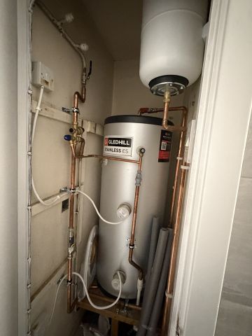 3 Bed Flat, Old Bedford Road, LU2 - Photo 2