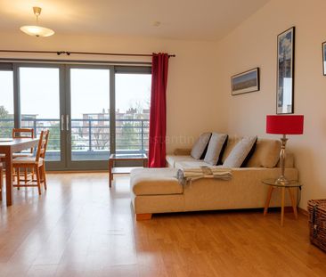 DIAMANT : Large 1 bedroom furnished apartment w/ parking - Photo 1