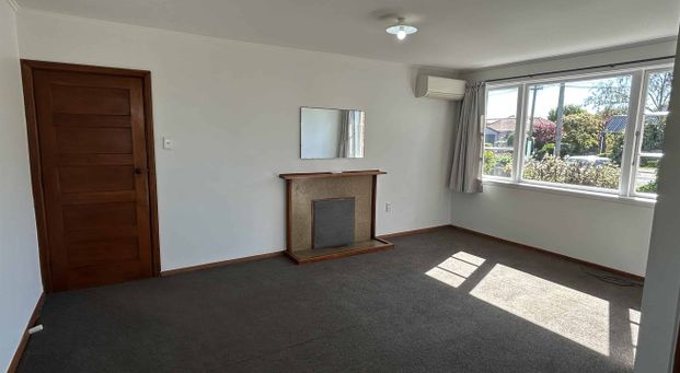 Beauty in Bryndwr! - Photo 1