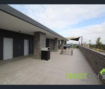 LARGE ONE BEDROOM UNIT WITH STUDY - Photo 6