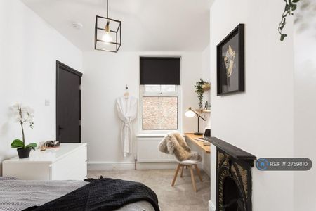 5 bedroom terraced house to rent - Photo 5