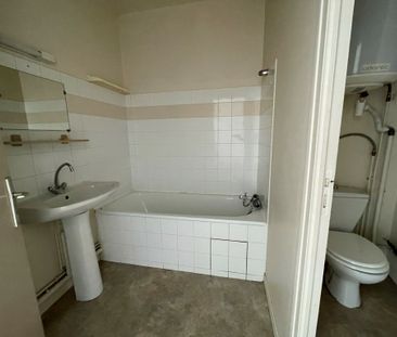 Beau T1 de 29 m²- Place des Carmes – LOCATION – LIMOGES – BEGIP - Photo 1