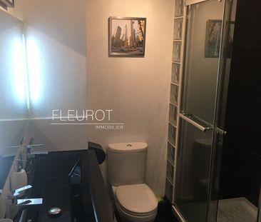 Appartement 2 pièces 53m2 MARSEILLE 10EME 790 euros - Photo 6