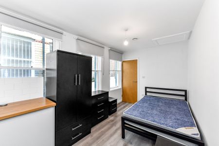 St Peter's Gate, Nottingham - Photo 3