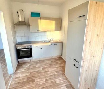 Mit neuer Einbauküche! - Photo 1