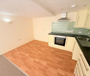 Sherborne Road, Yeovil, Somerset - Photo 6