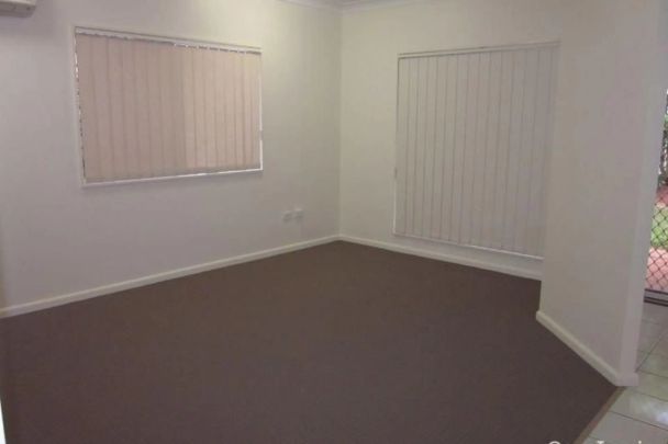 Marvellous on Macarthur - Photo 1