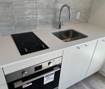 For Lease - 10 Oak Street Unit# 419, Toronto, Ontario - Photo 5