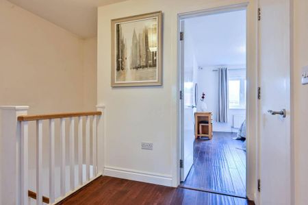 3 bedroom semi-detached house to rent - Photo 4