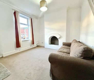 2 bedroom terraced house to rent - Photo 2