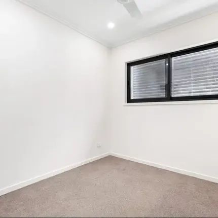 This stunning 3-bedroom, 2-bathroom townhouse in a boutique complex is now available for lease. - Photo 3